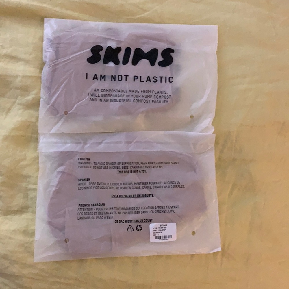 NWT Skims Fits Everybody Full Brief